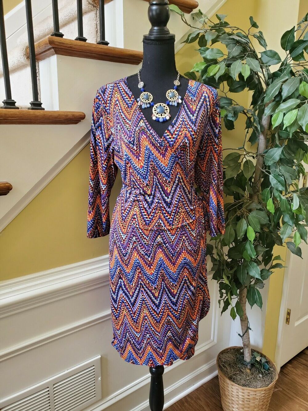 Emma & Michelle Chevron Wrap Dress Large